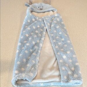 BLANKETS & BEYOND blue White Dots Hooded long ears dog BABY BLANKET Hood Plush